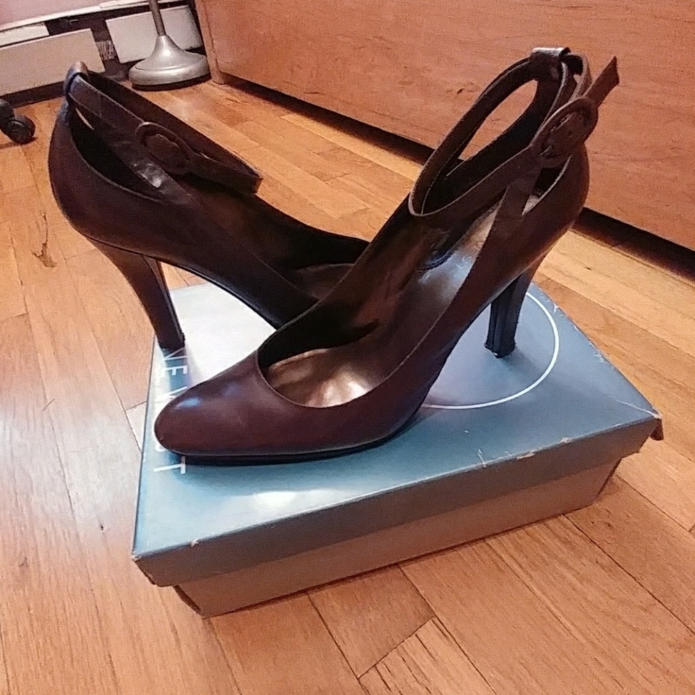 Nine West Brown Ankle Strap Pumps Heels Size 8